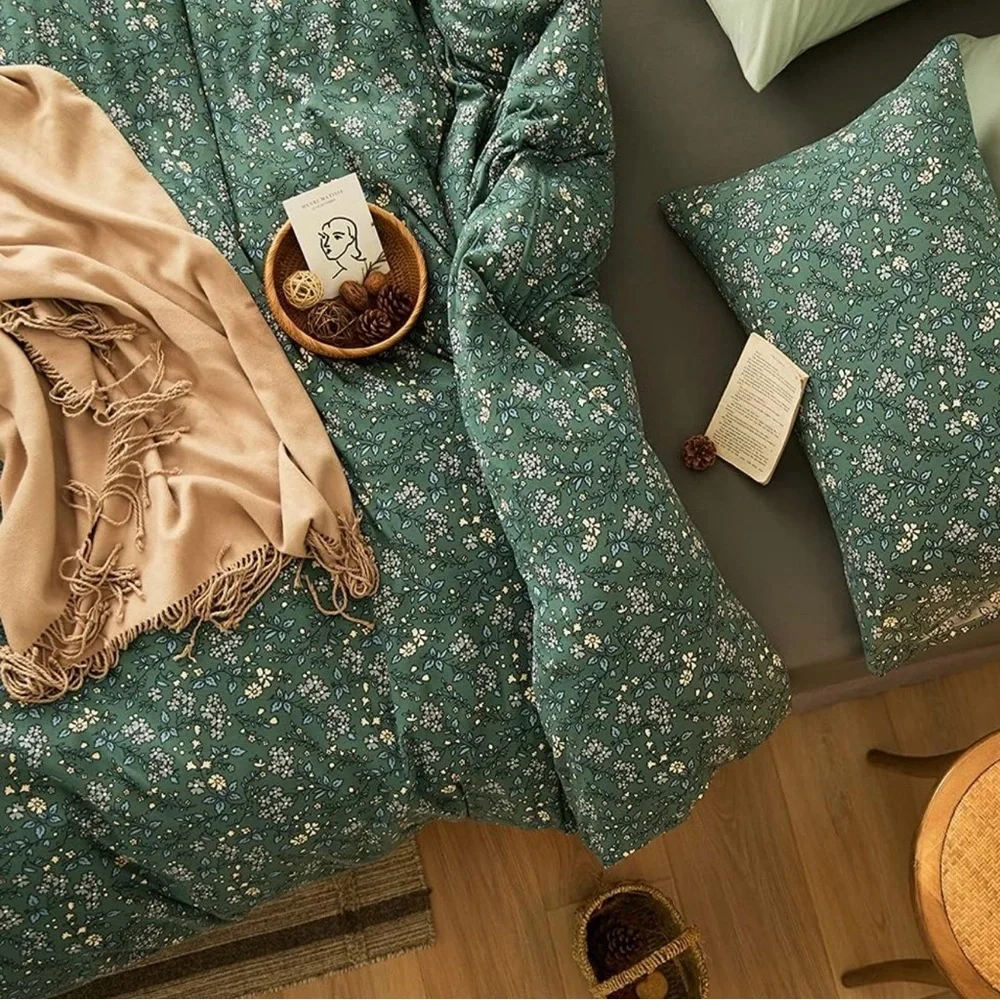 NEW Anthro Green Vintage Style Cotton Queen King Cotton Bedding Duvet & Sham Set
